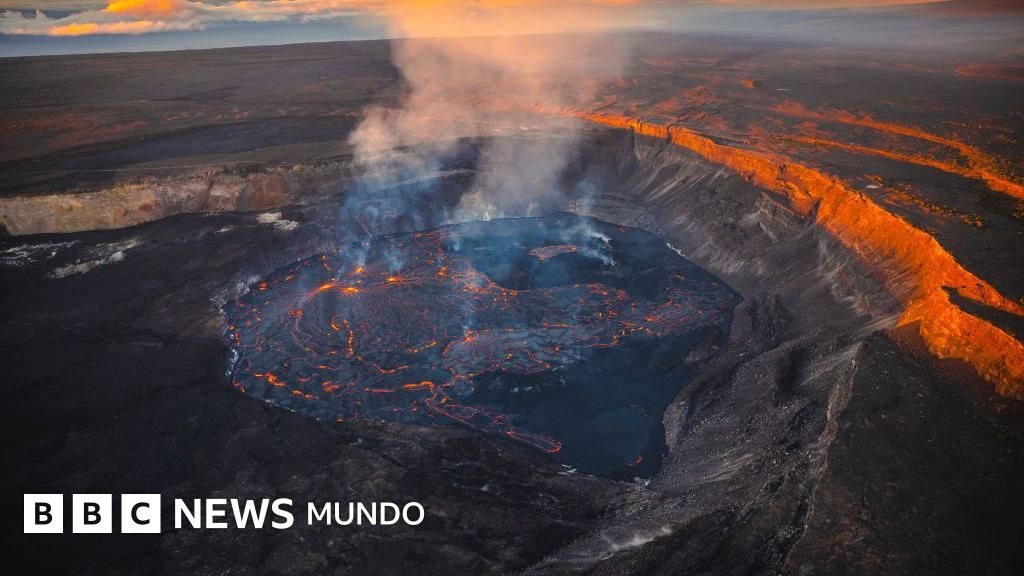 Me estrellé en el cráter de un volcán en erupción y sobreviví una noche con las burbujas de lava bajo los pies