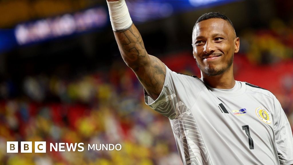 Eloy Room, el portero que fue el héroe de Curazao en su histórico empate ante Ecuador