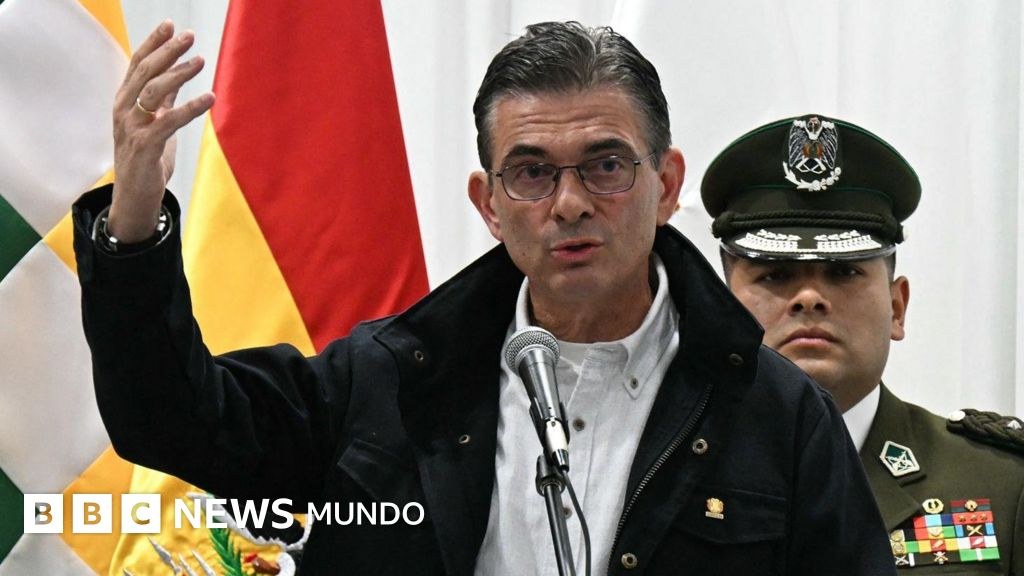 Rodrigo Paz declara el estado de excepción en Bolivia "para liberar las carreteras del país"