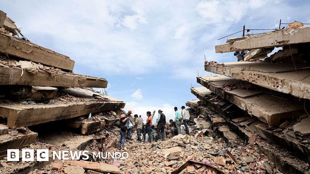 3 factores que explican por qué se derrumbaron tantos edificios en La Guaira por el terremoto en Venezuela