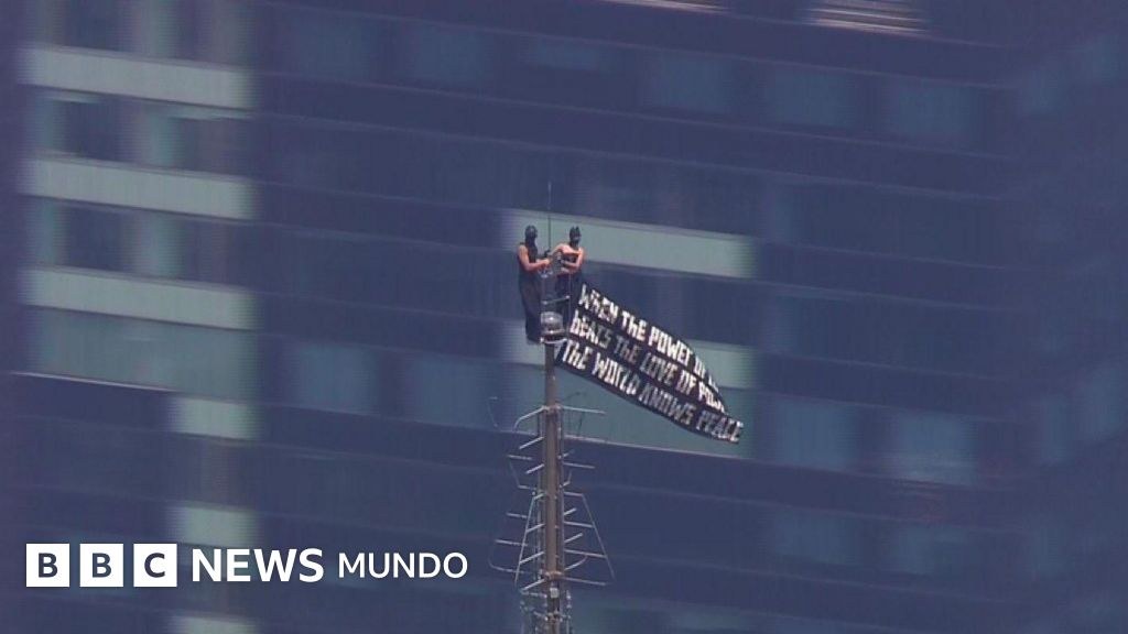La pareja que fue detenida tras subir hasta lo más alto del Empire State Building para sellar su compromiso matrimonial