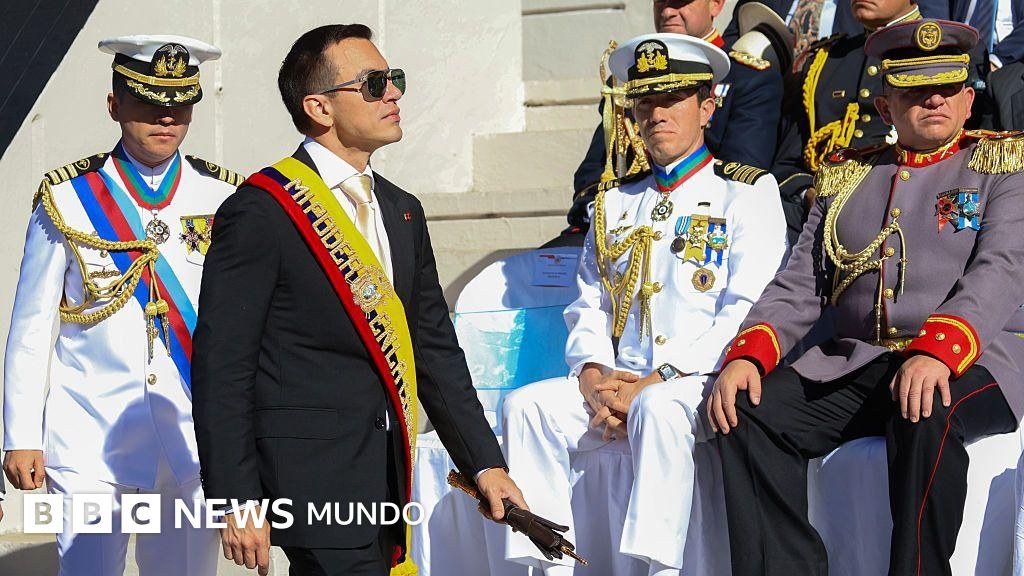 Qué tomó Daniel Noboa del "modelo Bukele" para combatir la inseguridad en Ecuador (y por qué la violencia no ha disminuido)