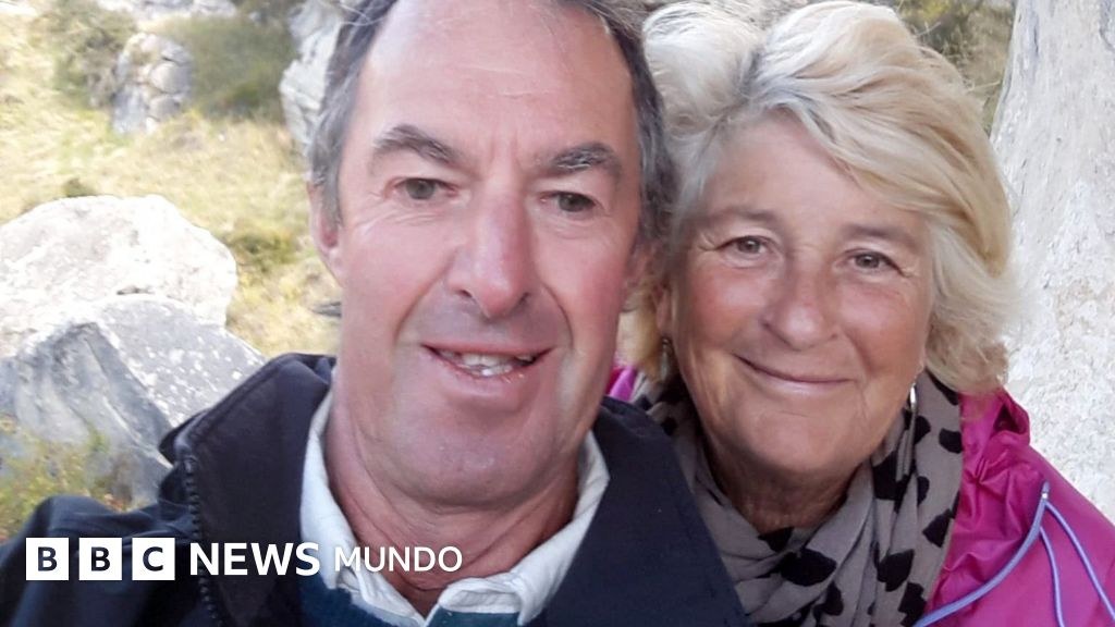 El británico que sobrevivió al incendio en España en el interior de un auto en llamas mientras su esposa y sus amigos morían