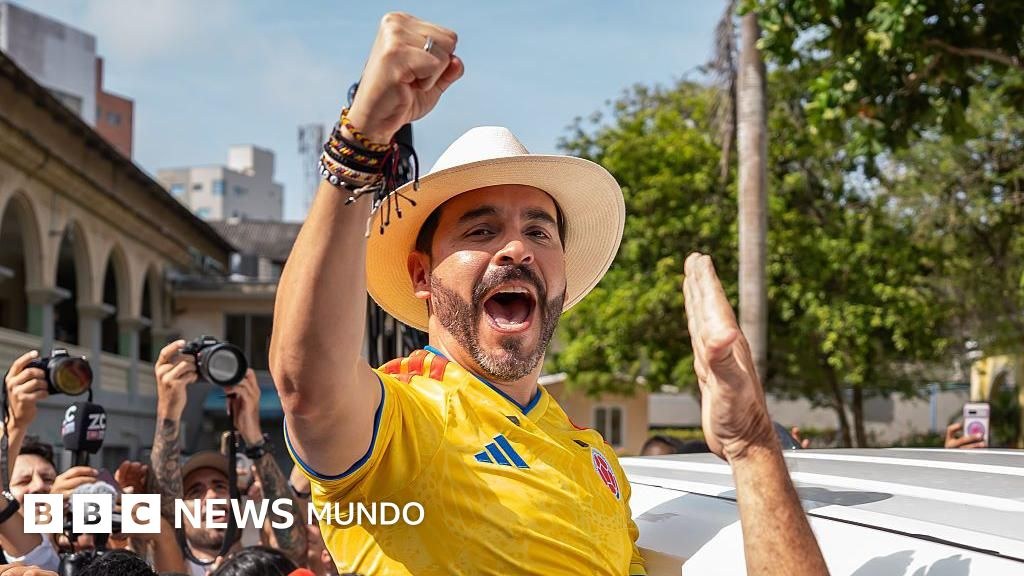 Quién es Abelardo de la Espriella, el empresario que se perfila como presidente de Colombia y promete gobernar con "mano de hierro" inspirado en Bukele y Trump