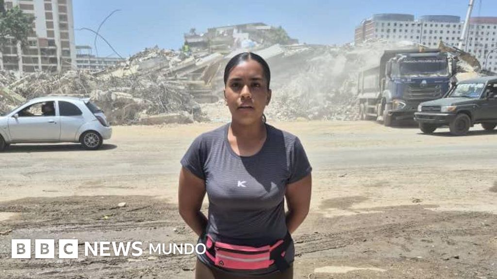 "Si sobreviví fue para encontrarlos": la joven que se niega a abandonar los escombros donde se encuentran los cuerpos de sus familiares a 3 semanas de los terremotos en Venezuela