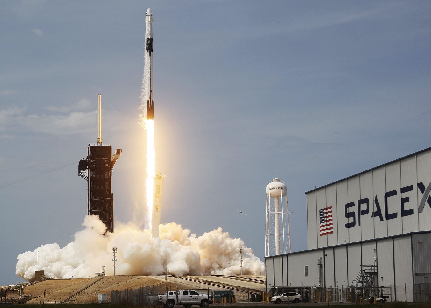 SpaceX weighting in Nasdaq 100 set to more than double - Bloomberg